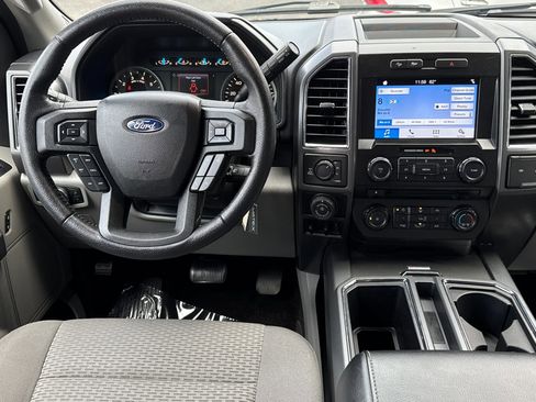 Used 2016 Ford F150 XLT w/ Equipment Group 302A Luxury image 14