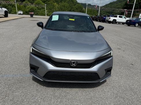Used 2024 Honda Civic Sport image 4