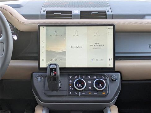 New 2026 Land Rover Defender 110 V8 image 12