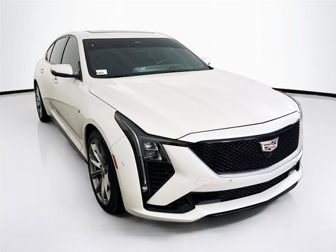 Used 2025 Cadillac CT5 Sport image 1