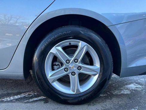 Used 2023 Chevrolet Malibu LS w/ Driver Confidence Package FWD image 4