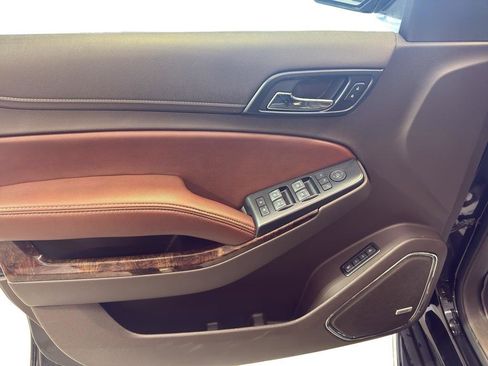 Used 2018 Chevrolet Tahoe Premier image 13