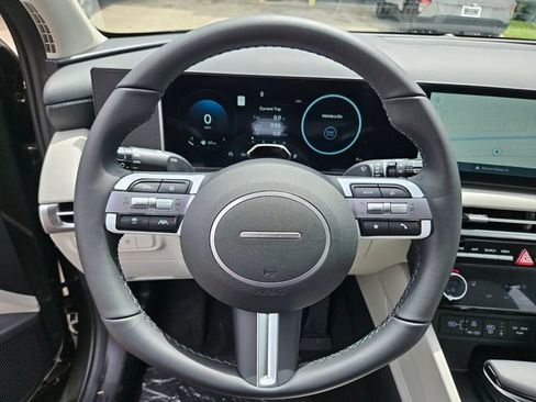 Used 2026 Hyundai Tucson SEL FWD image 11