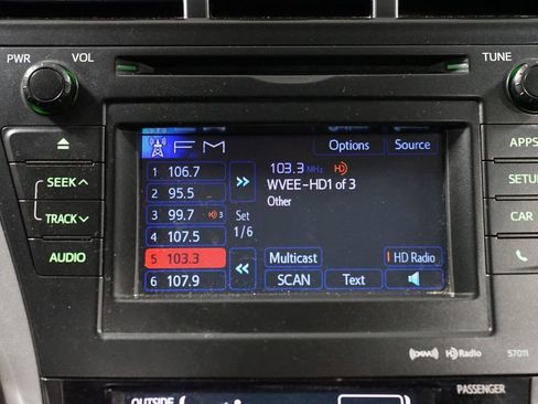 Used 2012 Toyota Prius V Three image 17