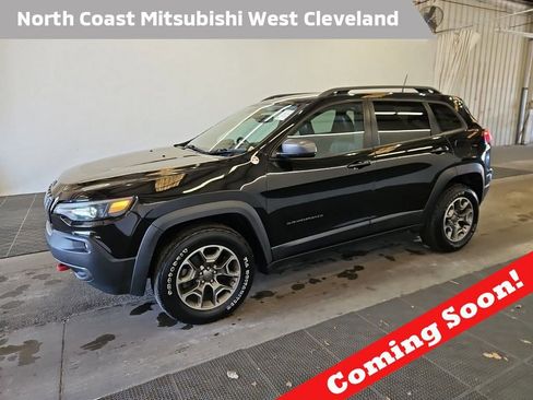 Used 2020 Jeep Cherokee Trailhawk AWD/4WD image 1