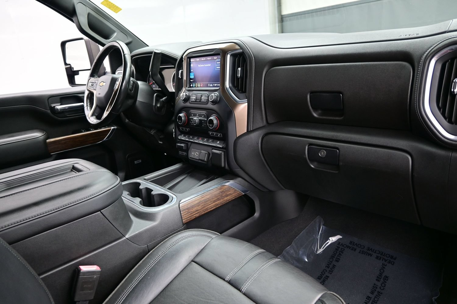 Used 2020 Chevrolet Silverado 3500 High Country w/ Technology Package AWD/4WD image 18