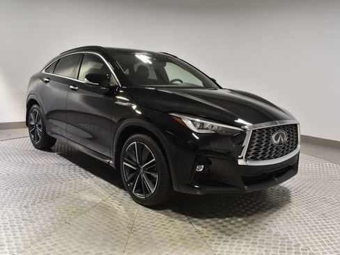 Certified 2025 INFINITI QX55 Essential image 8