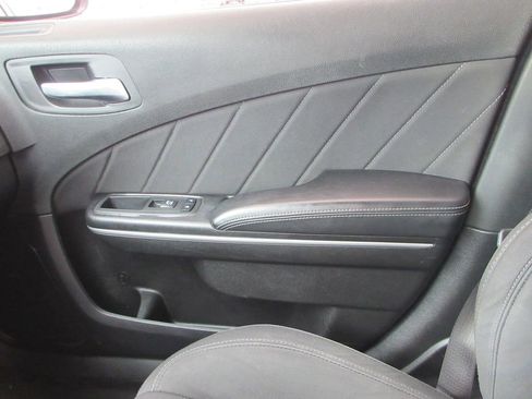 Used 2019 Dodge Charger GT image 30