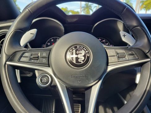 Used 2018 Alfa Romeo Stelvio Ti Sport image 18