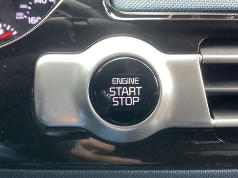 Used 2023 Kia Seltos S image 27