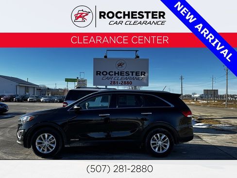 Used 2016 Kia Sorento LX image 1