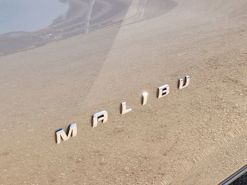 Used 2024 Chevrolet Malibu LT image 10