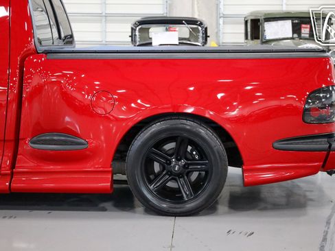 Used 2003 Ford F150 Lightning image 21