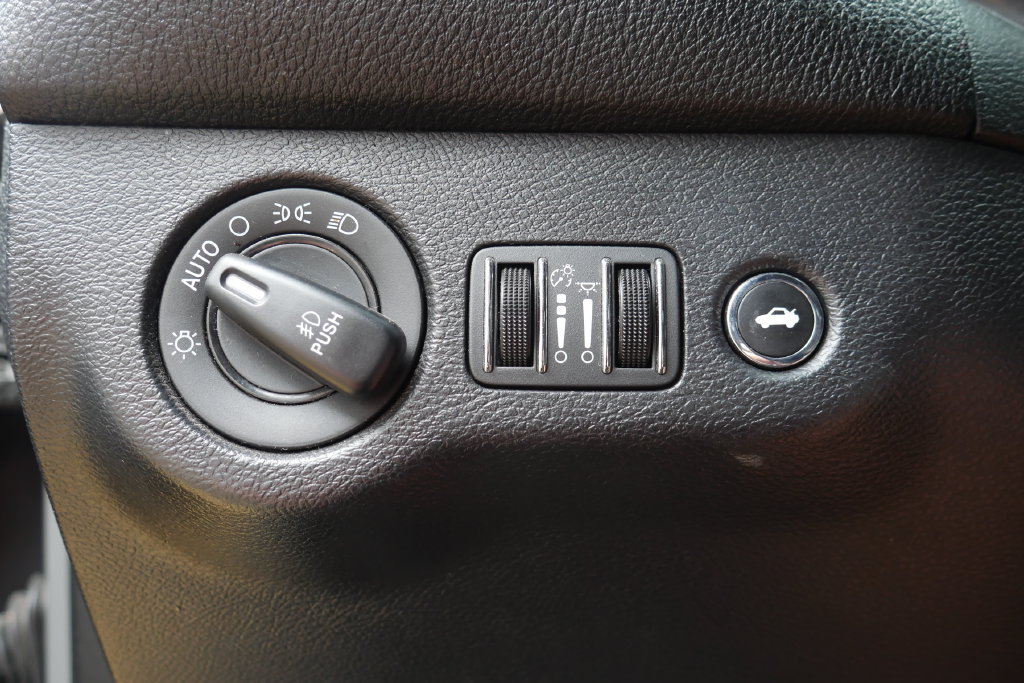 Used 2019 Dodge Challenger SXT w/ Plus Package RWD image 13