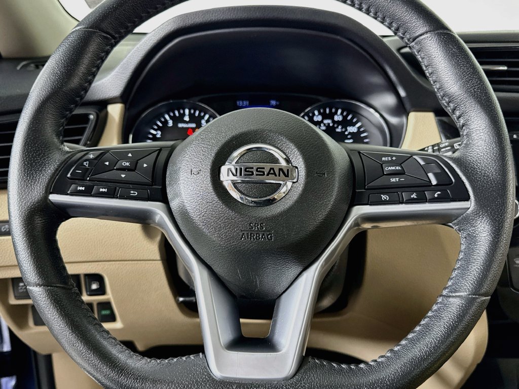 Used 2020 Nissan Rogue SV AWD/4WD image 39