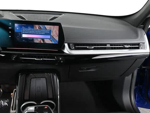 Used 2024 BMW X1 xDrive28i w/ Premium Package image 16