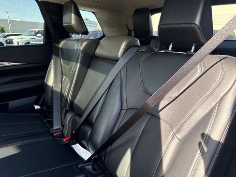 Certified 2026 INFINITI QX60 Luxe w/ Cargo Package AWD/4WD image 29