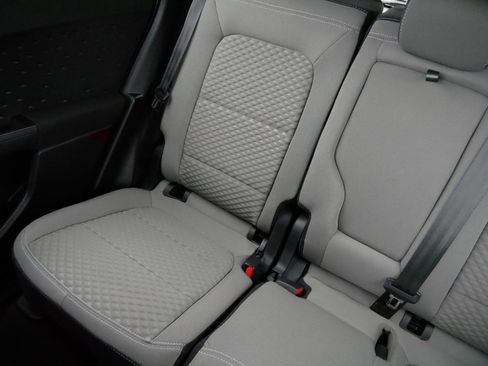 Used 2020 Ford Escape SE Sport image 12