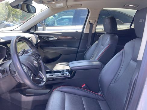 Used 2023 Buick Envision Essence w/ Technology Package I FWD image 5