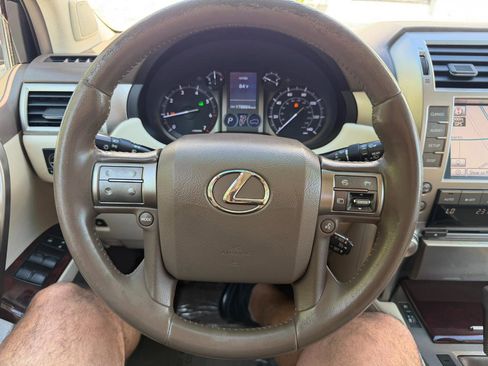 Used 2012 Lexus GX 460 image 30