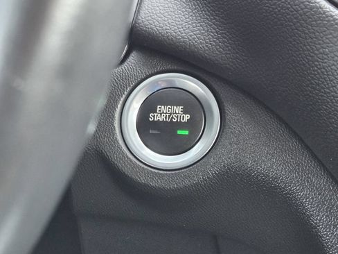 Used 2022 Chevrolet Equinox LT FWD image 17