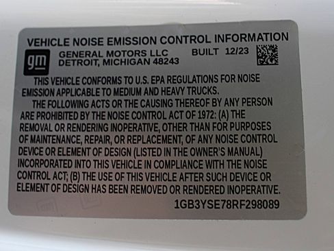 Used 2024 Chevrolet Silverado 3500 W/T w/ Snow Plow Prep Package image 34