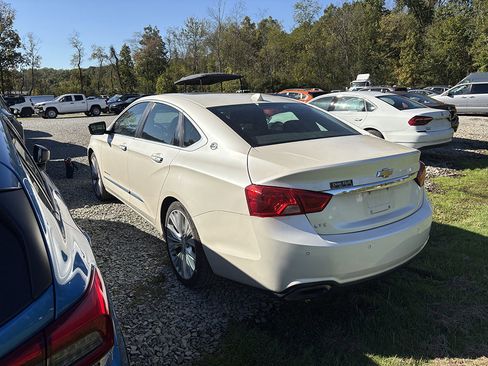 Used 2014 Chevrolet Impala LTZ image 2