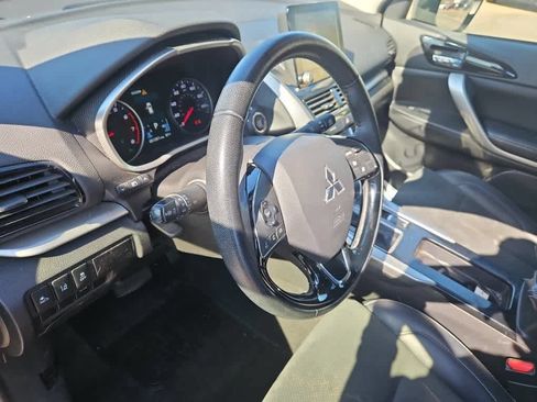 Used 2024 Mitsubishi Eclipse Cross SE AWD/4WD image 2