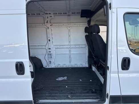 Used 2023 RAM ProMaster 2500 image 9