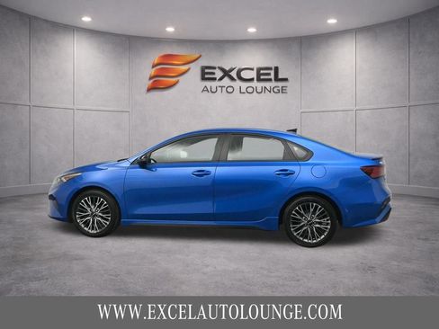 Used 2023 Kia Forte GT-Line w/ GT-Line Technology Package FWD image 3