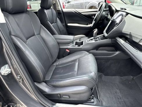 Used 2023 Subaru Outback Limited XT AWD/4WD image 11