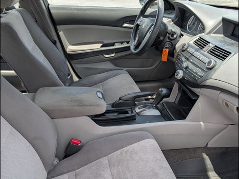 Used 2010 Honda Accord LX image 18