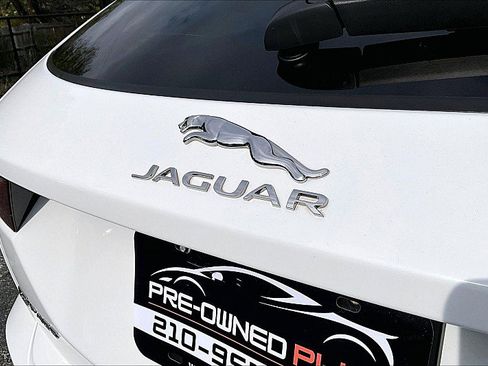 Used 2020 Jaguar E-PACE image 32