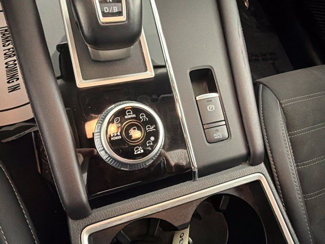Used 2024 Mitsubishi Outlander SE AWD/4WD image 35