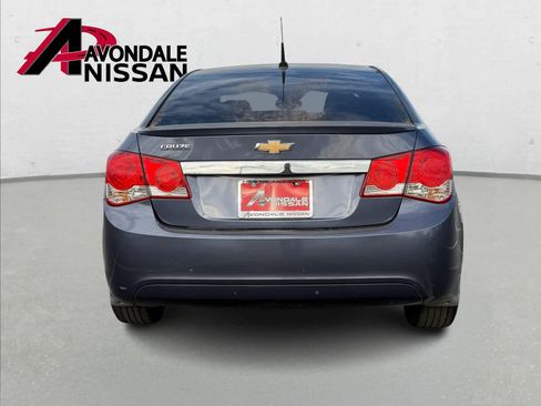 Used 2013 Chevrolet Cruze LS image 5