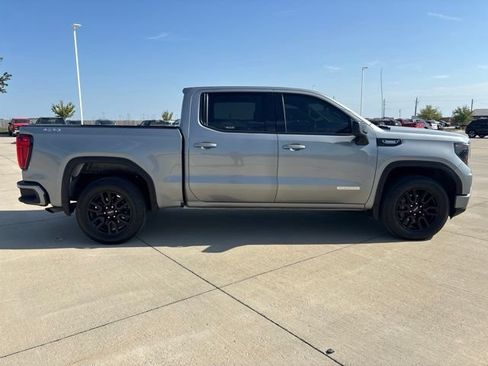 Used 2025 GMC Sierra 1500 Elevation AWD/4WD image 40