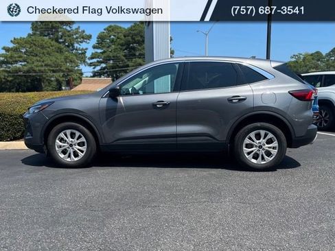 Used 2024 Ford Escape Active AWD/4WD image 4