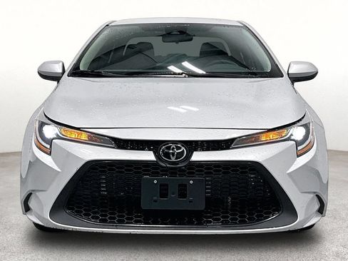 Used 2022 Toyota Corolla LE FWD image 4