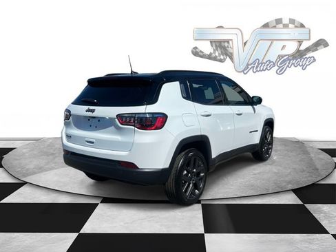 Used 2026 Jeep Compass Limited w/ Sun, Sound & Navigation Group AWD/4WD image 4