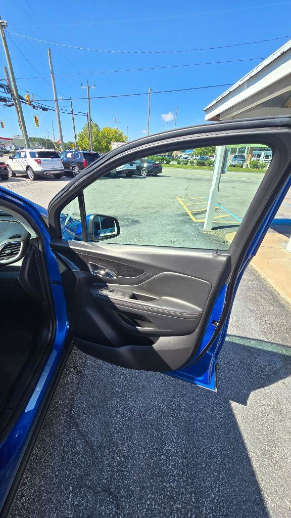 Used 2015 Buick Encore FWD image 13