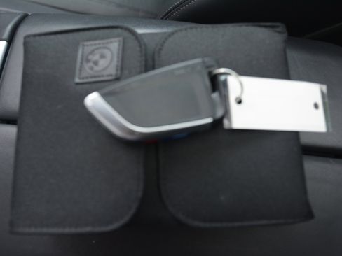 Used 2021 BMW X5 M50i w/ Executive Package image 23