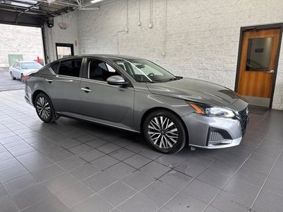Used 2023 Nissan Altima 2.5 SV w/ SV Premium Package