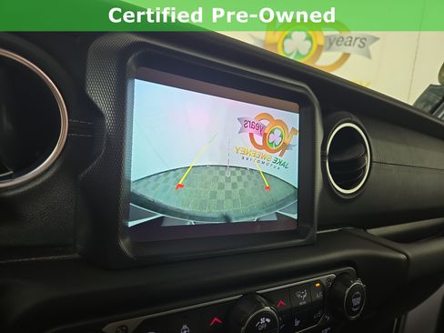 Used 2023 Jeep Wrangler Unlimited Sahara w/ Cold Weather Group AWD/4WD image 22