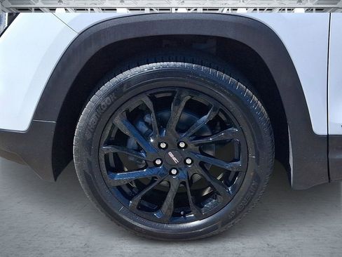 Certified 2023 GMC Terrain SLE w/ Driver Convenience Package AWD/4WD image 10