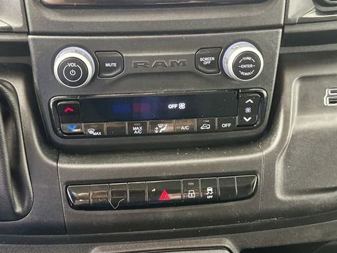 Used 2023 RAM ProMaster 2500 FWD image 13