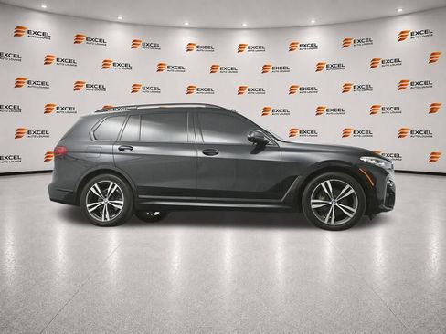 Used 2021 BMW X7 xDrive40i w/ M Sport Package AWD/4WD image 53