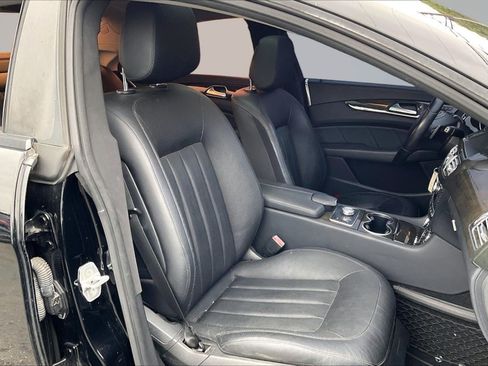 Used 2013 Mercedes-Benz CLS 550 image 7