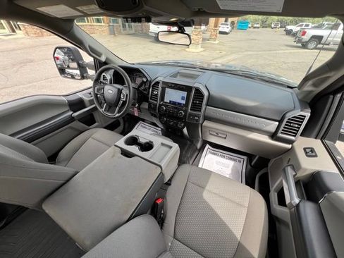 Used 2022 Ford F350 XLT w/ Camper Package AWD/4WD image 22