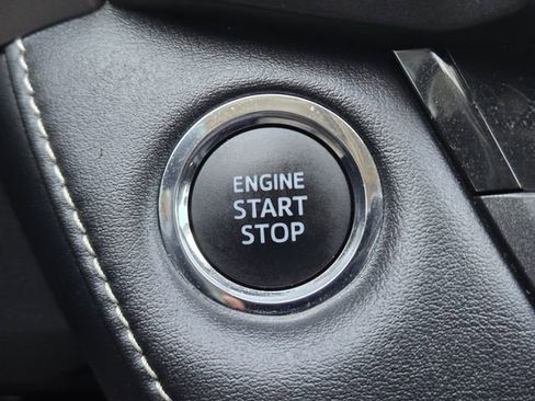 Used 2016 Toyota RAV4 Limited image 20