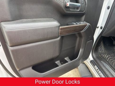 Used 2021 Chevrolet Silverado 1500 RST w/ Z71 Off-Road Package AWD/4WD image 33